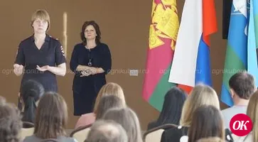 В канун 8 Марта паспорта вручали юным жительницам района