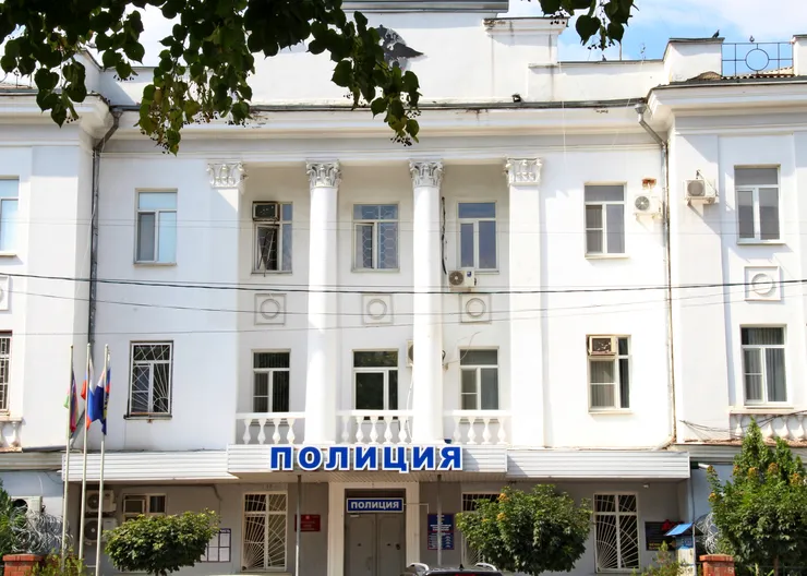 https://ognikubani.ru/wp-content/uploads/2022/09/ПОЛИЦИЯ-7