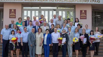 https://ognikubani.ru/wp-content/uploads/2023/09/награждение-Карабактьян_общее