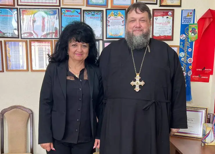 https://ognikubani.ru/wp-content/uploads/2022/09/5265157446064782940_121_1