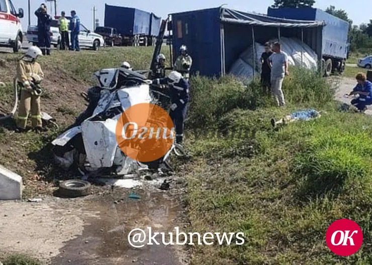 В аварии под Кропоткиным погибла женщина-водитель