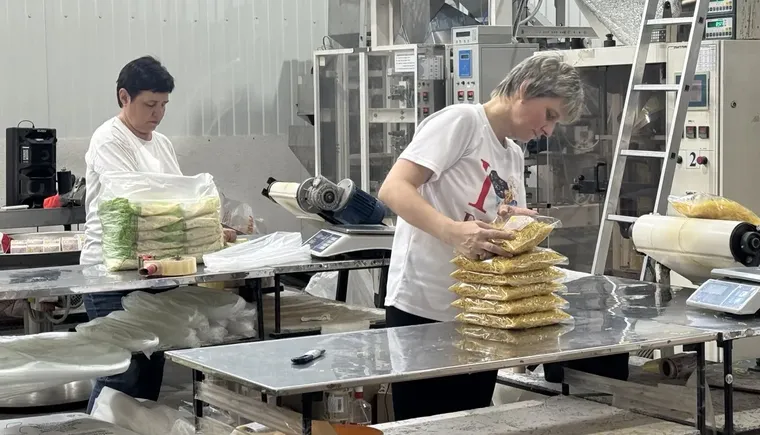 photo_5289564808908836984_y