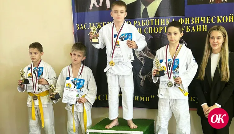 Три дзюдоиста из Кропоткина вернулись в город с медалями