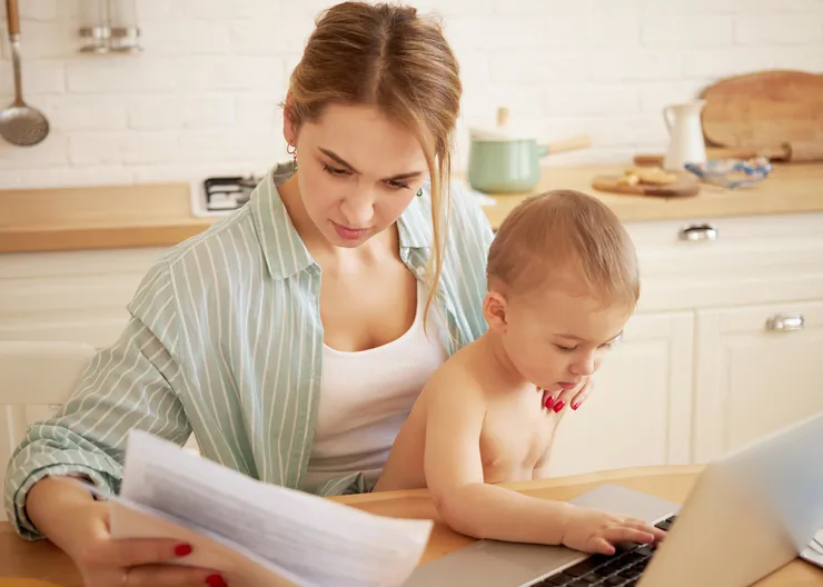 https://ognikubani.ru/wp-content/uploads/2022/12/serious-concentrated-young-female-studying-papers-hands-paying-bills-online-sitting-kitchen-table-front-open-laptop-holding-baby-son-her-lap-little-child-typing-portable-computer_1