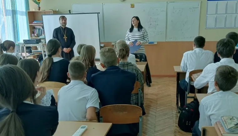 https://ognikubani.ru/wp-content/uploads/2023/10/Лола-1