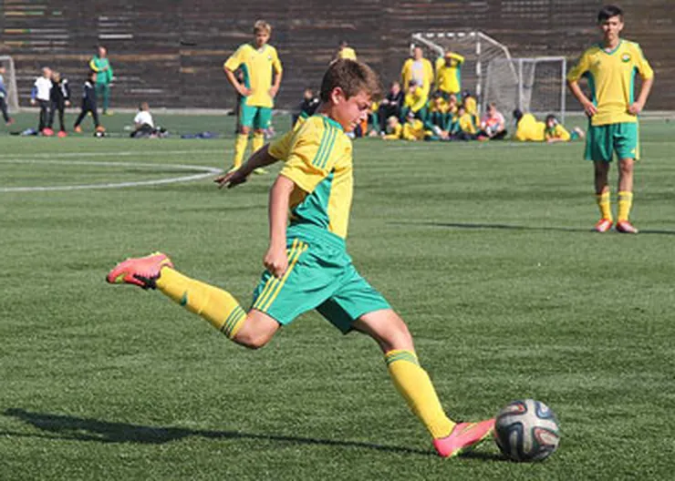 http://www.ognikuban.tw1.ru/wp-content/uploads/2015/08/vladislav_nazarov
