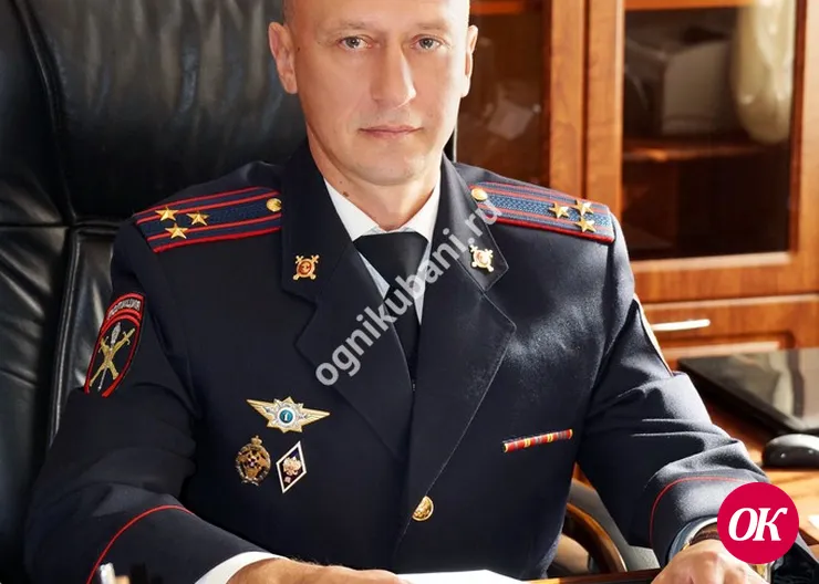 Сердечно поздравляю вас с нашим главным профессиональным праздником — Днем сотрудника органов внутренних дел