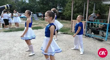 Работники культуры поздравили жителей с Днем района выездными концертами