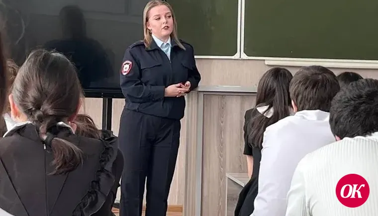 Полицейские пришли к подросткам с профилактической беседой по противодействию экстремизму и незаконному обороту наркотиков