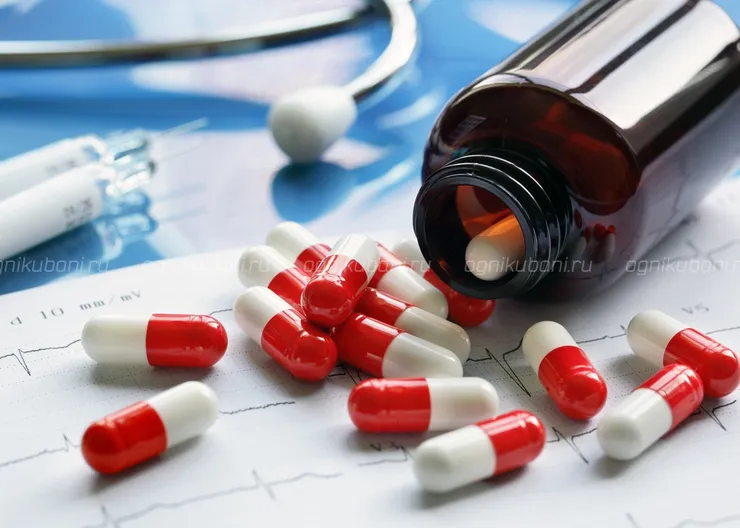 https://ognikubani.ru/wp-content/uploads/2019/12/photodune-11219304-prescription-drugs-xxl