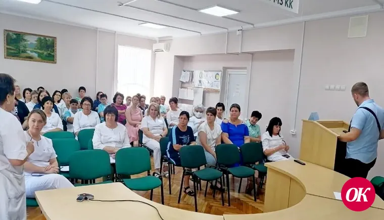 Полицейские проводят беседы по правилам кибербезопасности