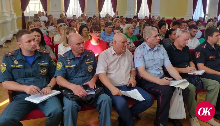 Правоохранители приняли участие в совещании по антитеррористической защищенности