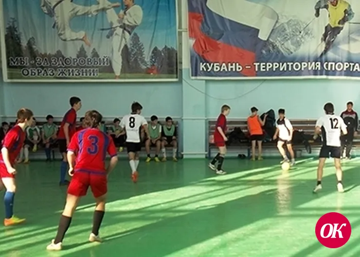 В борьбе за мяч