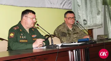 В Кропоткине будущие выпускники школ встретились с представителем Краснодарского высшего военного училища