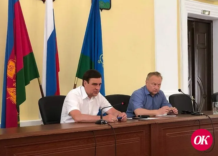 Глава муниципалитета Виталий Очкаласов собрал в администрации первую в период пандемии расширенную планерку с руководителями района