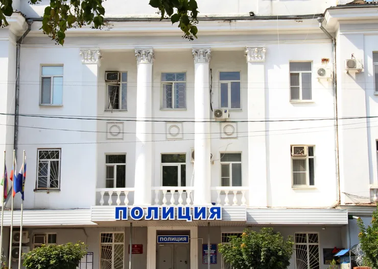https://ognikubani.ru/wp-content/uploads/2022/09/ПОЛИЦИЯ-7_1