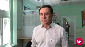 Глава Кавказского района Виталий Очкаласов на избирательном участке ответил на вопросы журналистов