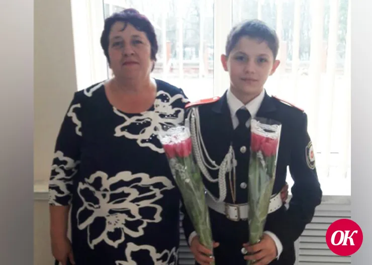 Напеки пирожков, бабушка