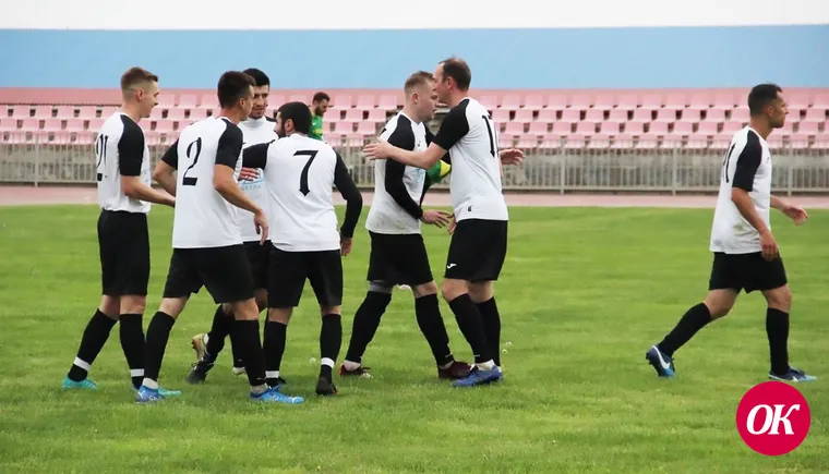 «Локомотив» одержал победу над командой из Геленджика