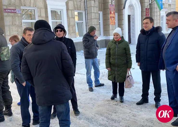 Глава Кавказского района Виталий Очкаласов проводил добровольцев на спецоперацию