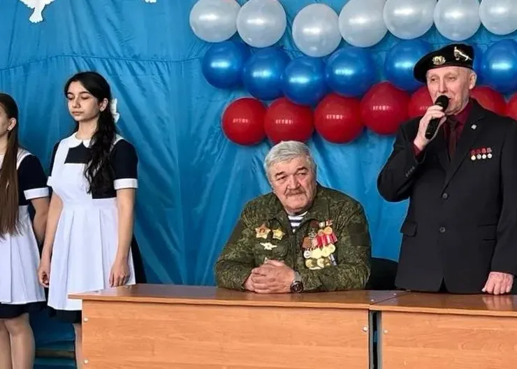 Кошман выступает