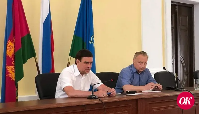 Глава муниципалитета Виталий Очкаласов собрал в администрации первую в период пандемии расширенную планерку с руководителями района