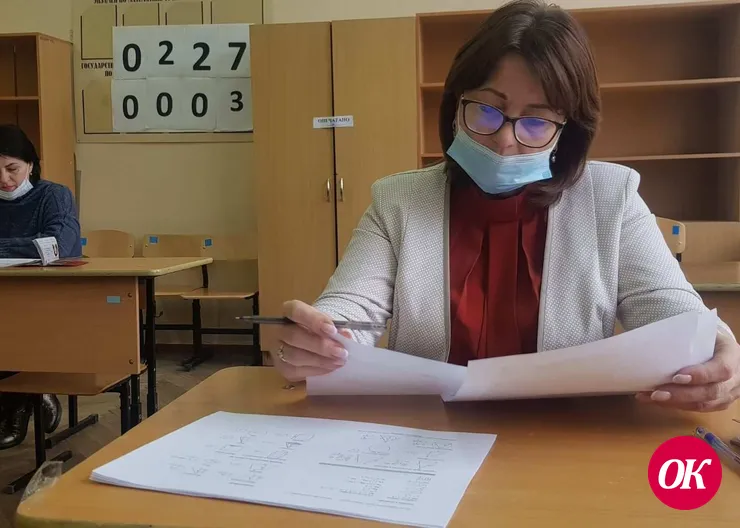В Кропоткине родители выпускников написали пробный ЕГЭ