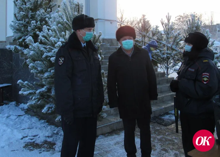В Кавказском районе общественники проверили несение службы сотрудниками полиции в православный праздник – Крещение Господне