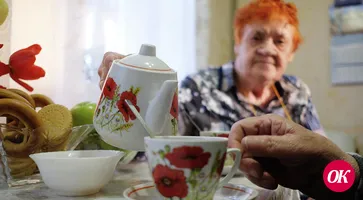 Полицейские напоминают пожилым людям правила безопасного поведения