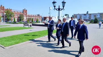 Кавказский район с рабочим визитом посетил председатель Законодательного собрания края Юрий Бурлачко