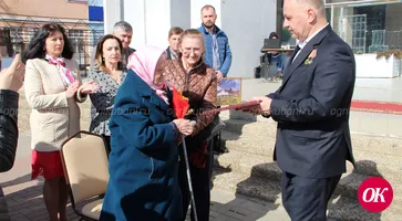 Архивные документы жертв фашистского плена из Кавказского района передали лидеры военно-патриотического проекта «Возвращение имени»