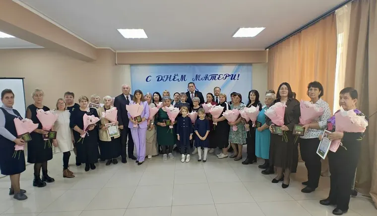 photo_5278526854627266247_y