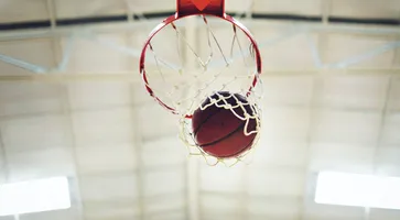 https://ognikubani.ru/wp-content/uploads/2023/03/basketball-in-hoop-net_1
