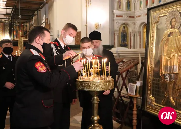Трошевцы оказали благотворительную помощь войсковому собору