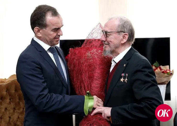 Губернатор Краснодарского края Вениамин Кондратьев поздравил Виктора Захарченко с днем рождения