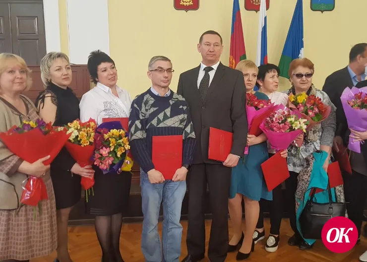 В День местного самоуправления в администрации района наградили председателей ТОС