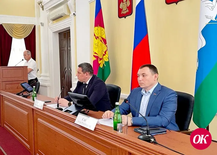 Сентябрьская сессия Совета района была посвящена сбалансированности бюджета