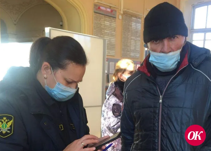 Полицейские проверили пассажиров железнодорожного транспорта на наличие долгов по налогам