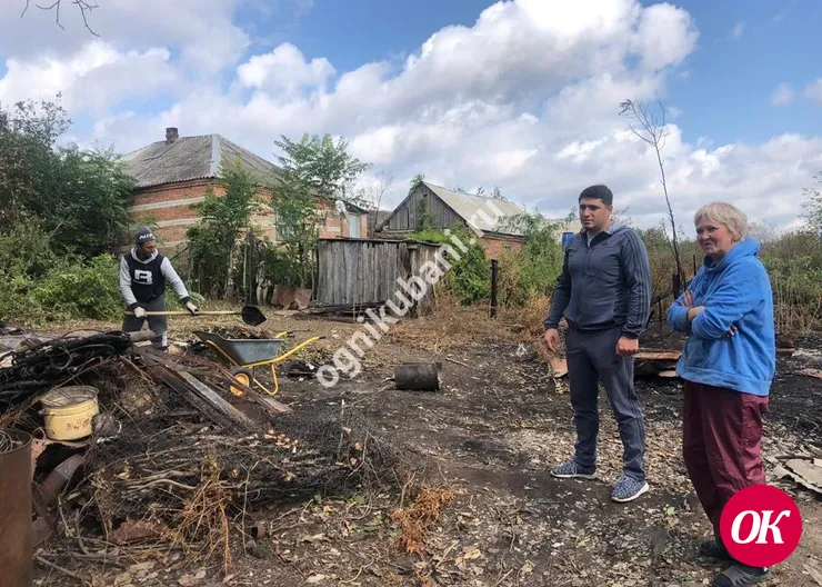 В станице Казанской на пожаре спасли пожилую женщину