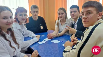 Молодежь района показала свои навыки в интеллектуальной игре «Что? Где? Когда?»