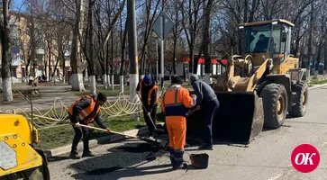 В Кропоткине начался ямочный ремонт дорог