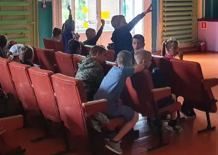 https://ognikubani.ru/wp-content/uploads/2022/06/photo1655287443-2_1_2