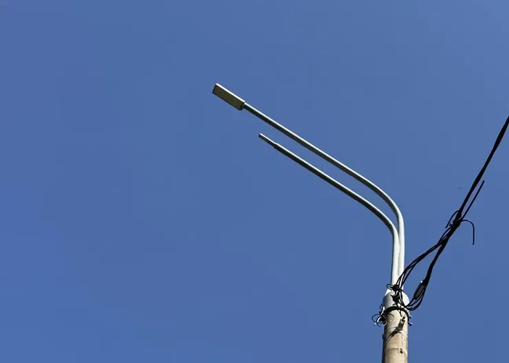 photo_5415827643292581166_y_cr