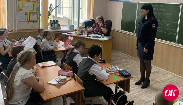 В Кавказском районе в рамках акции «Один день день с инспектором ПДН» общественник познакомилась с особенностями этой службы