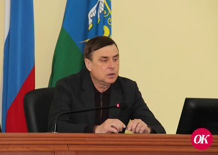 Глава Кавказского района поручил коммунальщикам начать подготовку к майским праздникам, не дожидаясь официального старта месячника по наведению санитарного порядка