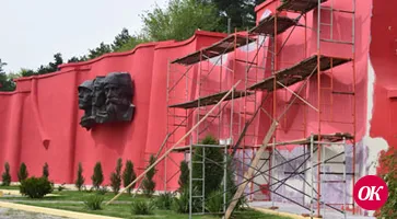 Это честь ремонтировать памятник