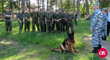 Полицейские и общественники Кавказского района провели урок профориентации для кадетов