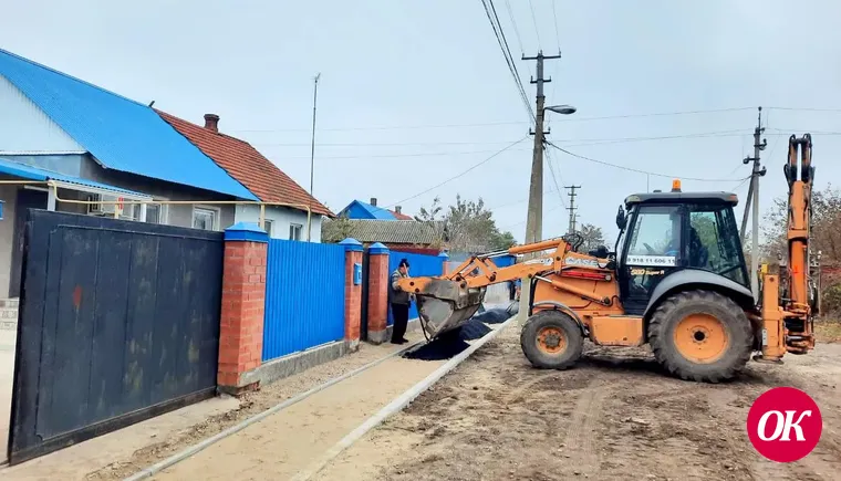 В поселке им.Максима Горького на улице Гагарина восстановили тротуарную дорожку