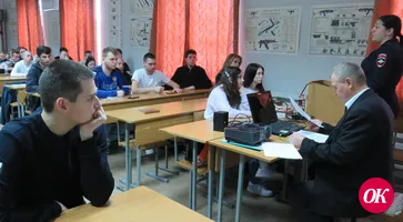 Правоохранители и общественники пришли к будущим юристам с лекцией, направленной на профилактику наркомании среди молодежи