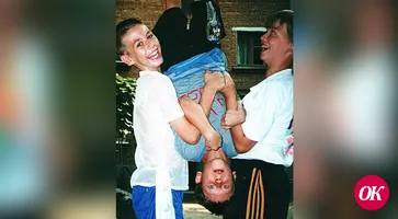 «Двор моего детства».Жители дома №206 «А» на улице Комсомольской с удовольствием поделились, чем жил их двор в советские времена